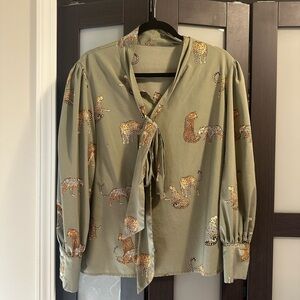 SHEIN olive green Leopard Print Button Down to neck Blouse